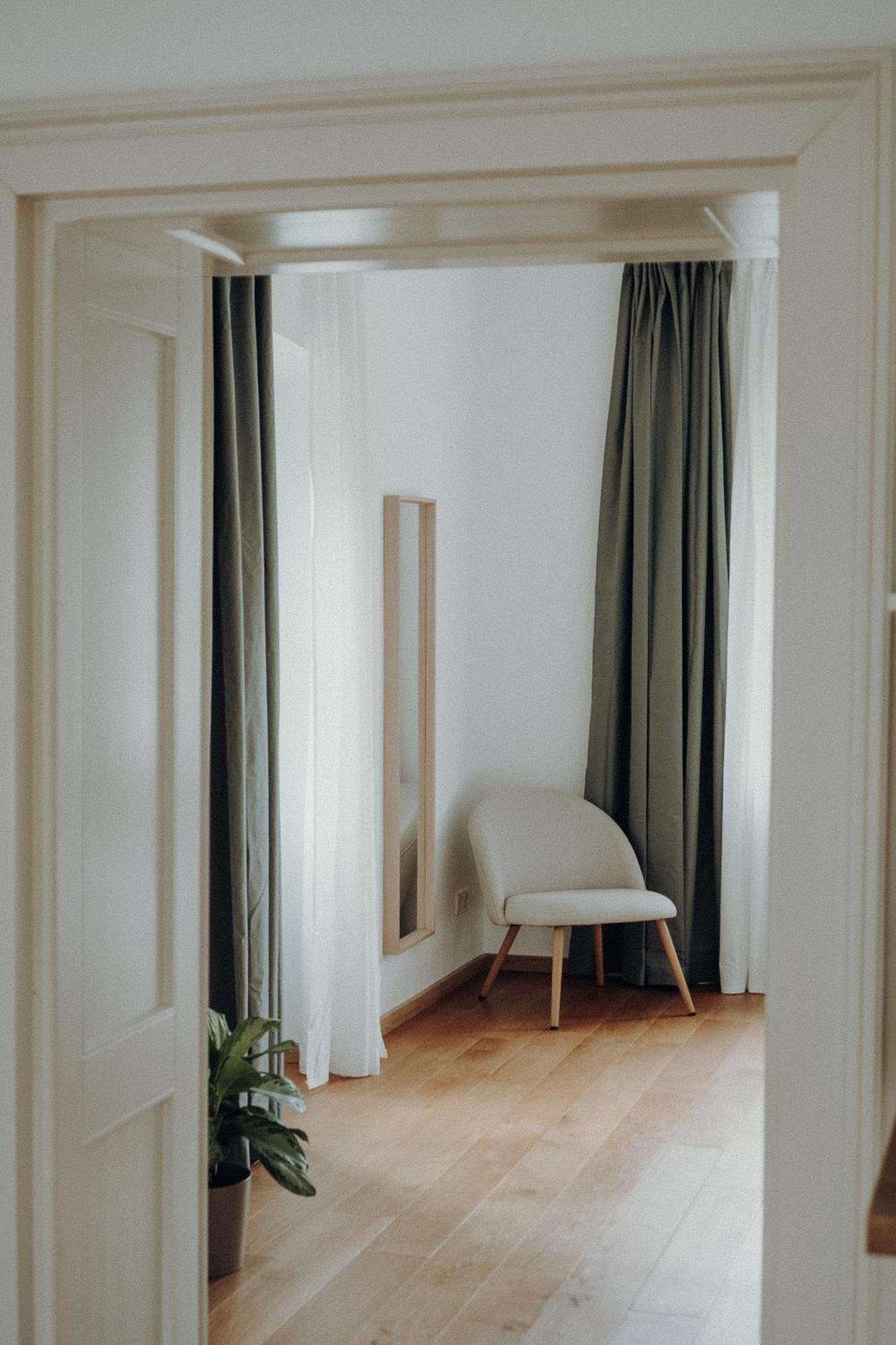 Weinstrassen Apartment Mit Zentrumsanbindung Neustadt an der Weinstraße Exterior foto